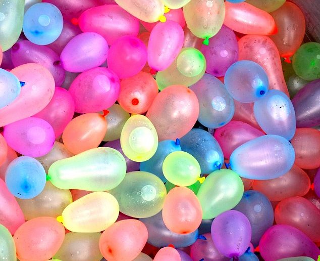 waterballoons