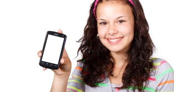 How to keep your kids secured by installing the best parental software for I-phone