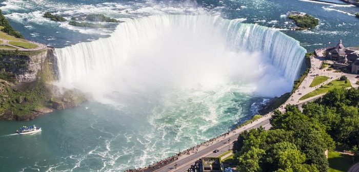 Four holidays you can have in Niagara Falls