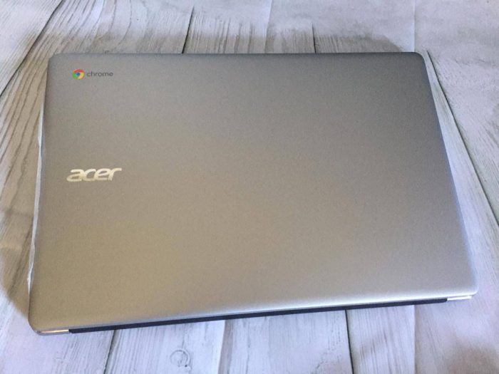 Light and Stylish with a 15.6" Screen the Acer Chromebook 15