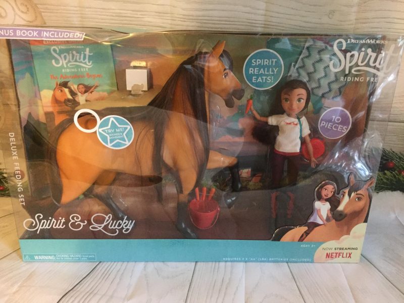 dreamworks spirit and lucky deluxe feeding set