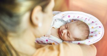 How to Care for a Newborn Baby and a New Mother