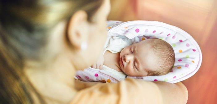 How to Care for a Newborn Baby and a New Mother