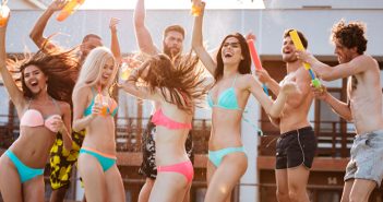 How to Plan the Perfect Summer Party