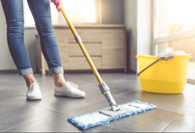 How to clean and maintain vinyl flooring