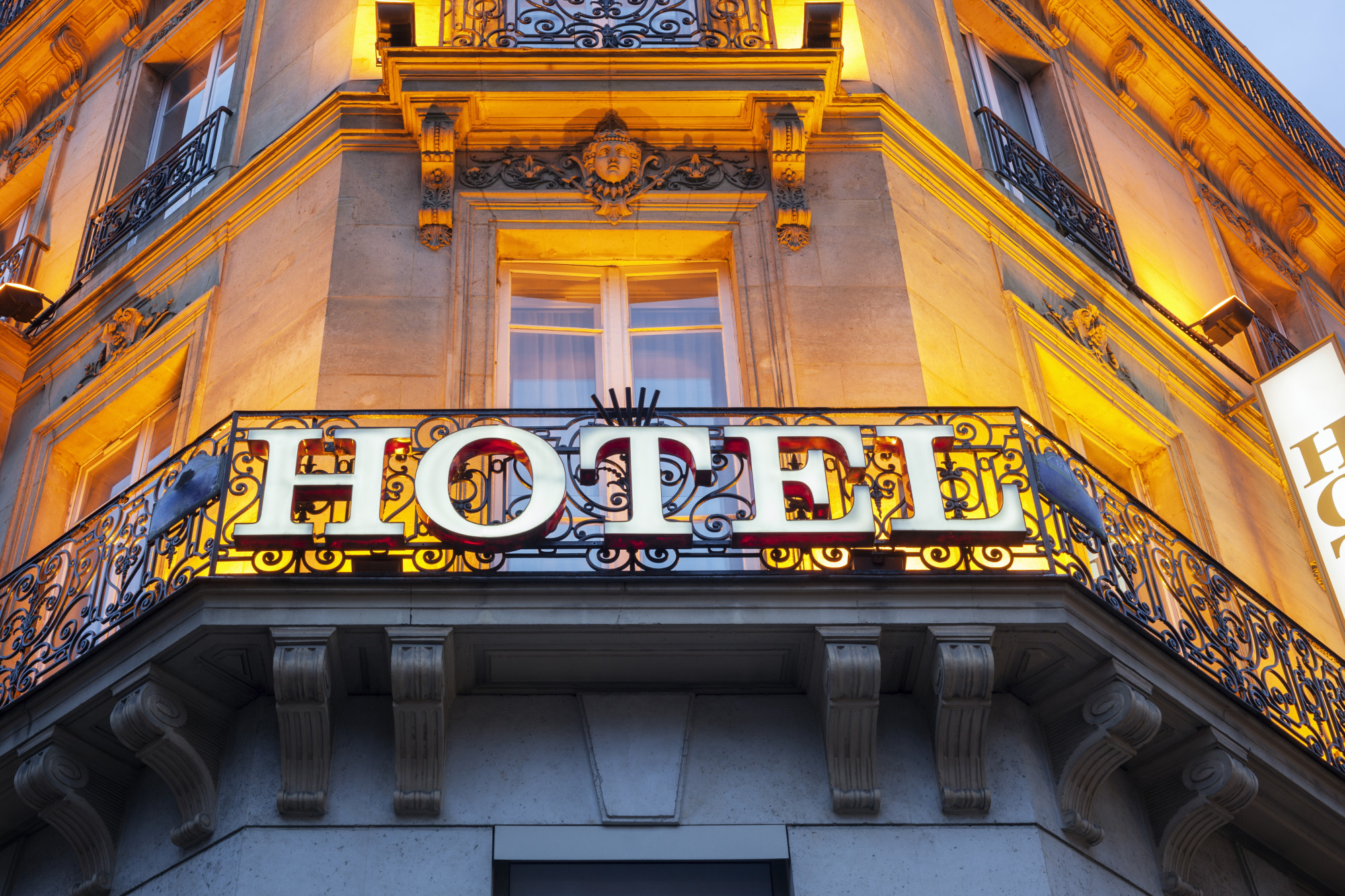 The Different Types of Hotels: A Complete Guide on What to Know - Mom