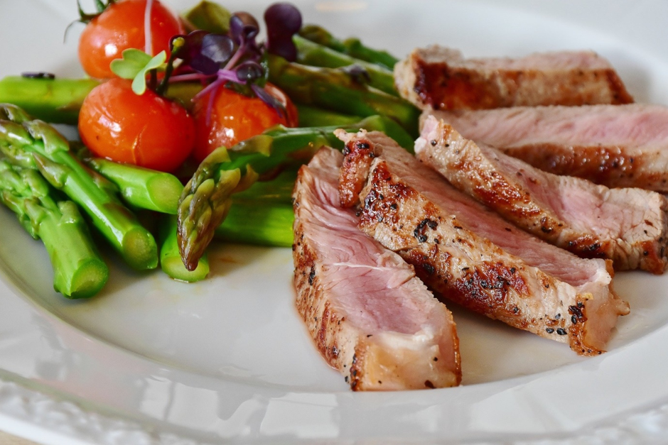 Everything You Need To Know About All Meat Diet - Mom Blog Society