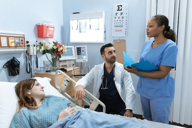 8 Ways Nurses Can Contribute To Improve Patient Education Mom Blog Society