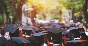 Just Graduated? Here’s How Truthfinder® Can Help You Spot Fake Job Offers by Text